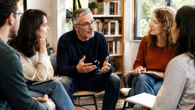 Formation philosophie : découvrir la philo adulte à tout âge